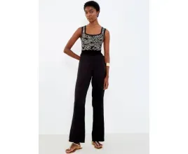 Cropped Sacada Tricot Estampa Roses Black